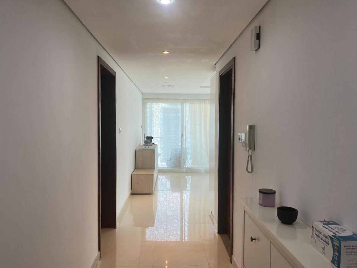 One Bedroom Apartment With Pool & Gym Near Marina Dubai Exterior foto